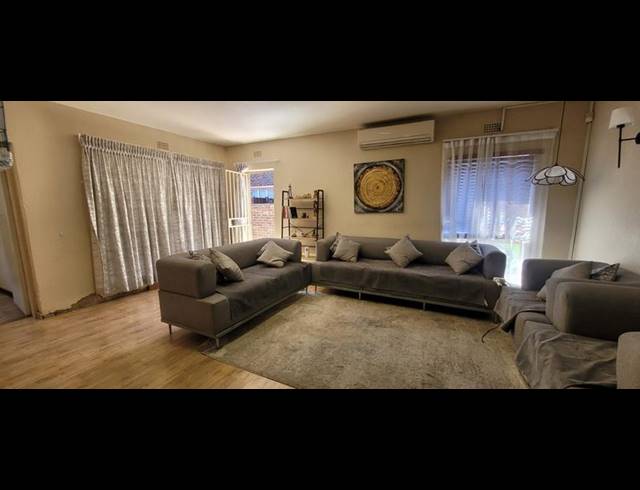 3 BEDROOM TOWNHOUSE FOR SALE IN BRACKENHURST